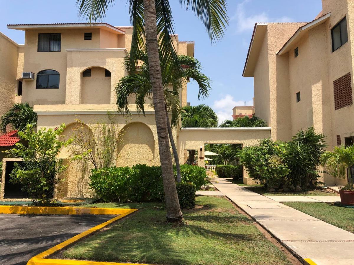 Tropical Apartment Канкун Экстерьер фото